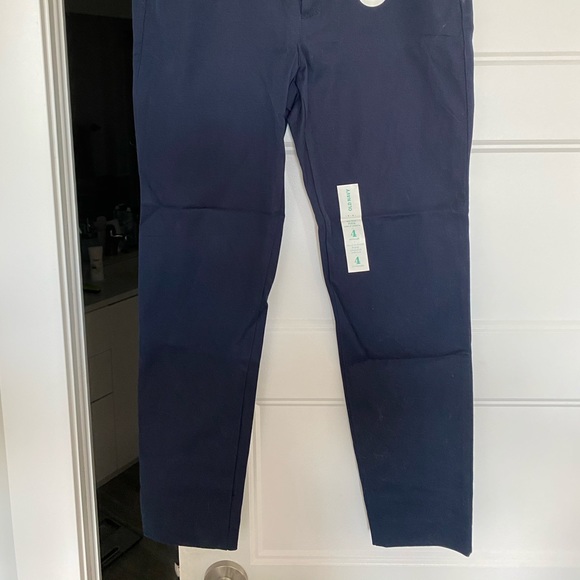 Old Navy Pixie Ankle Length Dress Pant - Picture 4 of 4